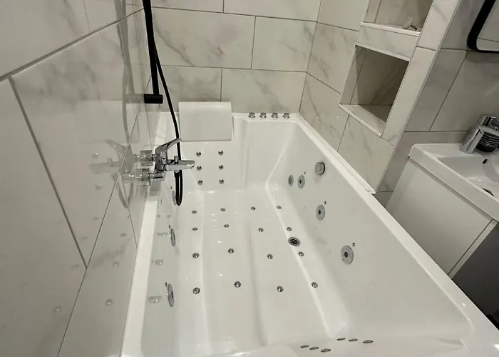 Jaccuzzi A 2 Min Davignon Апартаменты